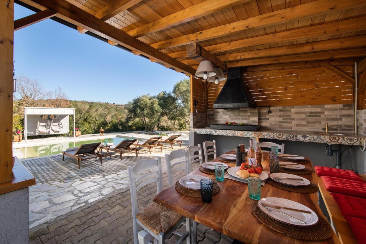 Villa Serenity - Off Grid Poulades